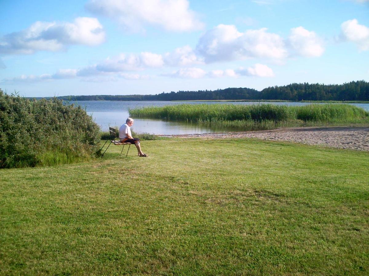 Soederoe Stugby Villa Finstrom Luaran gambar